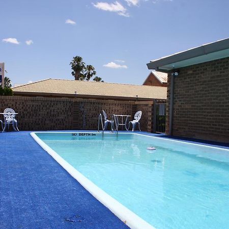 Mid Town Inn Narrabri Exterior foto