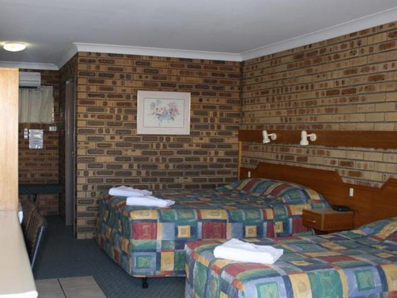 Mid Town Inn Narrabri Exterior foto
