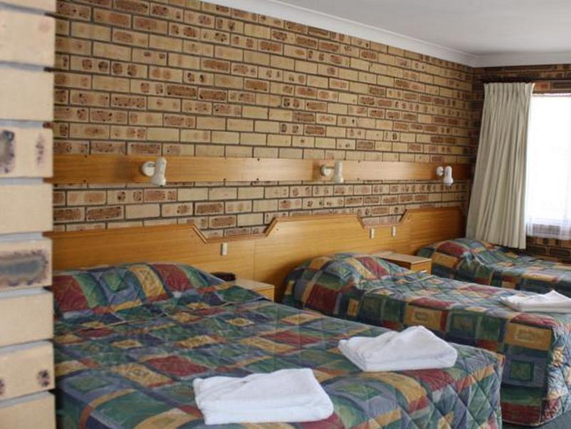 Mid Town Inn Narrabri Exterior foto
